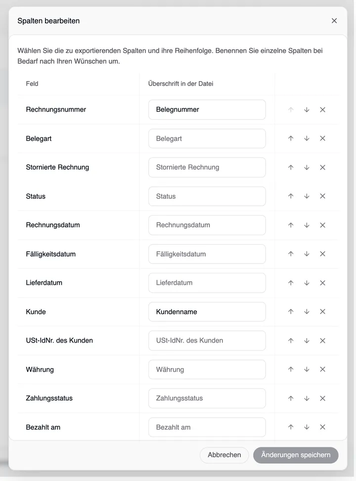 Das Fenster „Spalten bearbeiten“ mit einer Tabelle Feld · Überschrift in der Datei: Rechnungsnummer mit der eigenen Überschrift „Belegnummer“, Belegart, Stornierte Rechnung, Status, Rechnungsdatum, Fälligkeitsdatum, Lieferdatum, Kunde mit „Kundenname“ und weitere – jede mit Pfeilen und × rechts; unten Abbrechen und „Änderungen speichern“, noch ausgegraut.